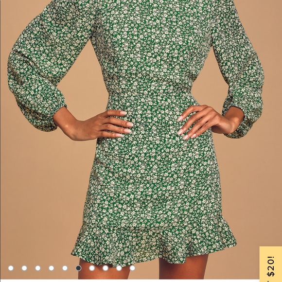 Green long sleeve floral dress with open back - Picture 4 of 4